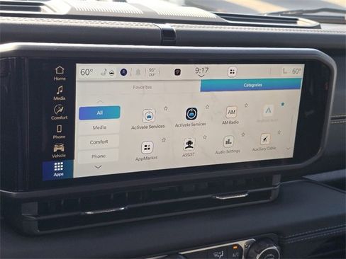 New 2025 Jeep Gladiator Sport image 10