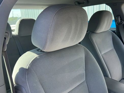 Used 2011 Chevrolet Impala LT FWD image 19