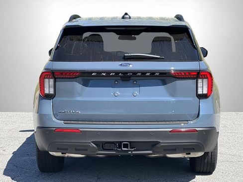 New 2026 Ford Explorer Active RWD image 24