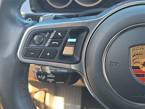 Used 2023 Porsche Cayenne image 21