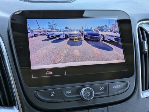 Used 2024 Chevrolet Malibu LT image 19