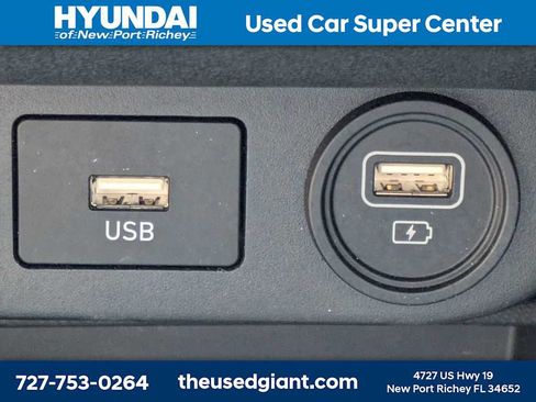 Certified 2023 Hyundai Elantra SEL w/ Preferred Accessory Package FWD image 20