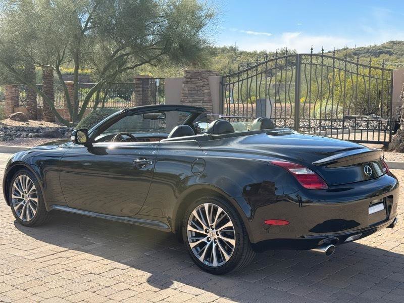 Used 2010 Lexus SC 430 Convertible RWD image 18