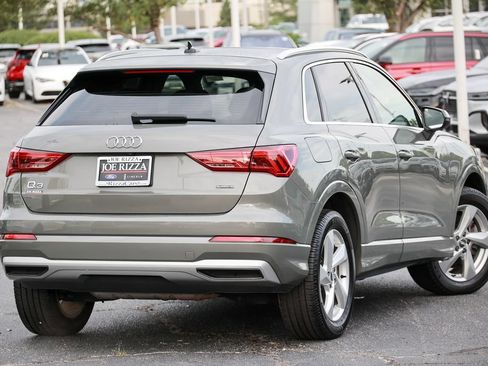 Used 2019 Audi Q3 2.0T Premium AWD/4WD image 21