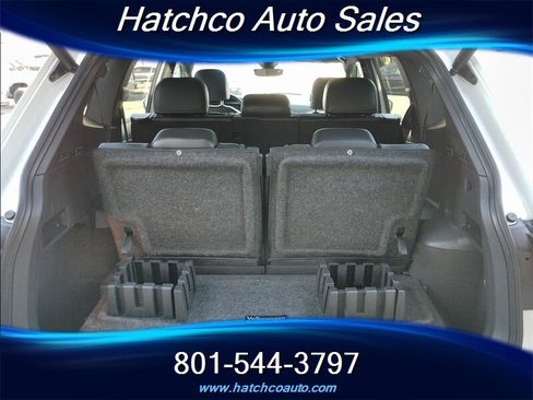 Used 2021 Volkswagen Tiguan SEL Premium R-Line w/ 3rd Row Seat Package AWD/4WD image 18