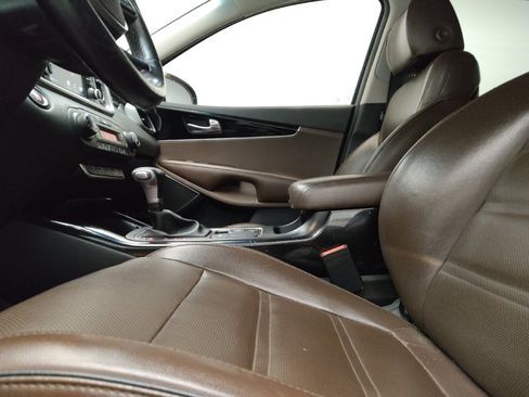 Used 2020 Kia Sorento SX FWD image 17