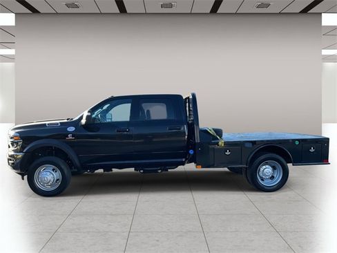New 2026 RAM 5500 Tradesman image 7