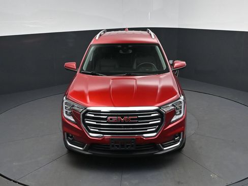 Used 2024 GMC Terrain SLT w/ Tech Package FWD image 38