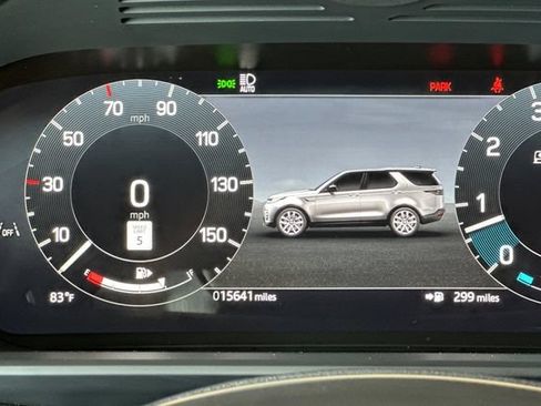 Certified 2025 Land Rover Discovery Dynamic SE AWD/4WD image 26