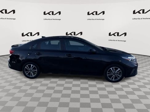 Certified 2022 Kia Forte LXS image 9