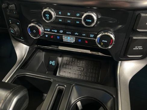 Used 2023 Ford F150 Platinum image 43