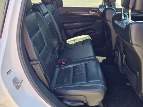 Used 2014 Jeep Grand Cherokee Limited AWD/4WD image 14