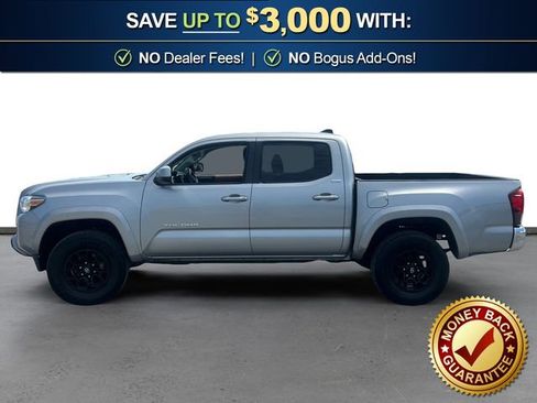 Used 2019 Toyota Tacoma SR5 image 2