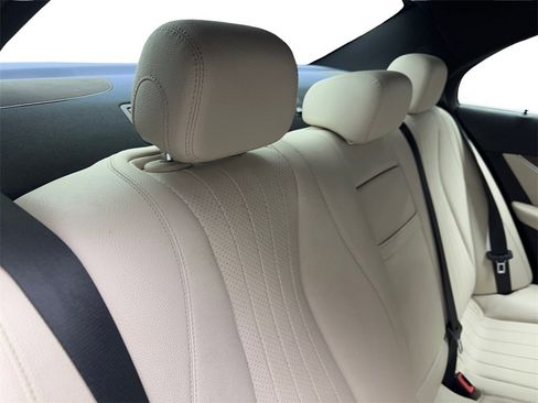 Used 2017 Mercedes-Benz E 300 image 38