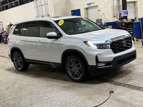 Used 2023 Honda Passport EX-L image 8