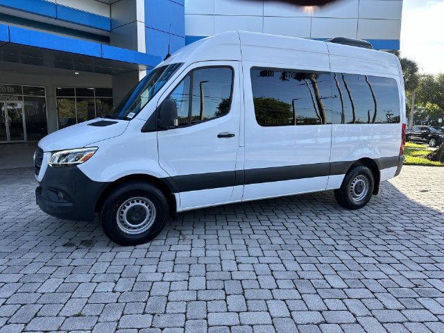 Used 2023 Mercedes-Benz Sprinter 2500 image 31