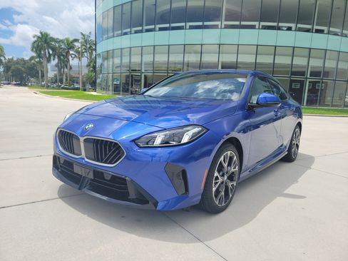 Used 2025 BMW 228i xDrive AWD/4WD image 4