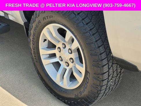 Used 2018 Chevrolet Silverado 1500 LT w/ Texas Edition RWD image 7