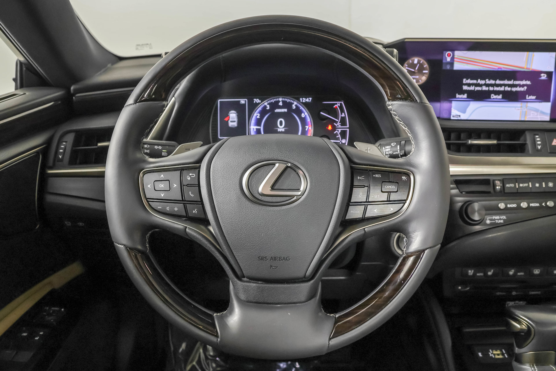 Used 2020 Lexus ES 350 w/ Luxury Package FWD image 29