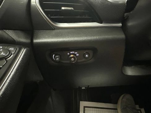 Used 2019 Chevrolet Traverse Premier AWD/4WD image 48