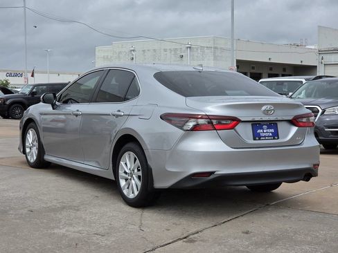 Used 2023 Toyota Camry LE w/ Convenience Package FWD image 7