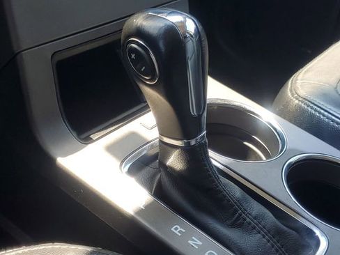 Used 2018 Ford Flex SE image 20