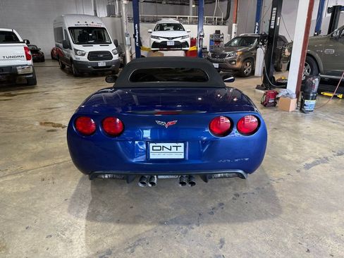 Used 2007 Chevrolet Corvette Convertible w/ Preferred Equipment Group RWD image 3
