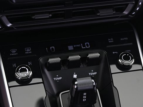 Certified 2021 Porsche 911 Turbo S AWD/4WD image 30