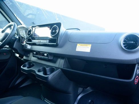 New 2026 Mercedes-Benz Sprinter 2500 image 13