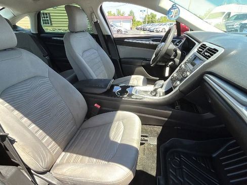 Used 2016 Ford Fusion S FWD image 35
