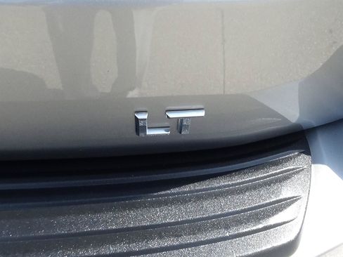 Used 2025 Chevrolet Tahoe LT AWD/4WD image 9