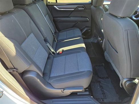 Used 2025 GMC Acadia Elevation image 20