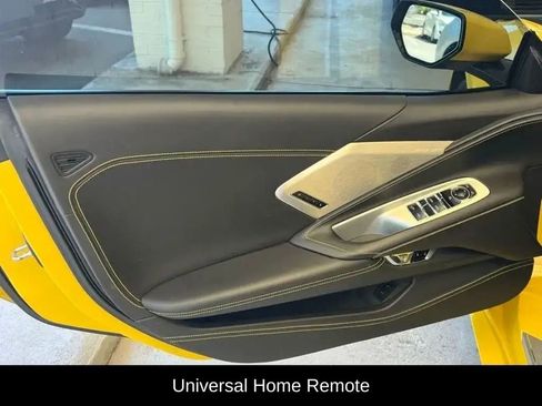 Used 2025 Chevrolet Corvette Stingray Premium Conv w/ Z51 Performance Package RWD image 12
