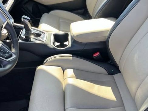 Used 2025 Subaru Outback Limited w/ Popular Package #2 AWD/4WD image 12