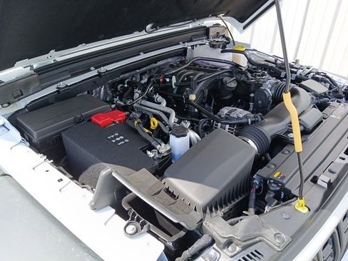 New 2025 Jeep Gladiator Sport image 14