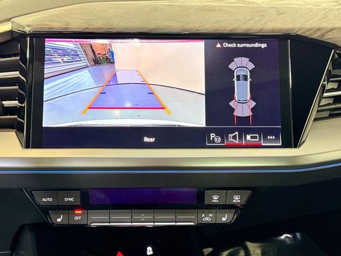 Used 2024 Audi Q4 e-tron Premium Plus image 14