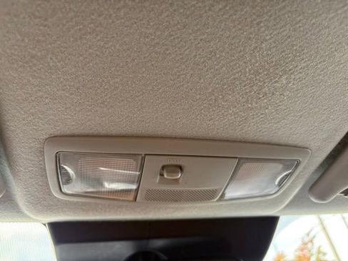 Used 2021 Mitsubishi Outlander Sport SE image 16