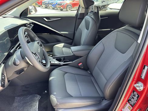 New 2026 Kia Niro EX FWD image 15
