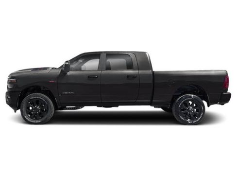 Used 2025 RAM 2500 Limited AWD/4WD image 2