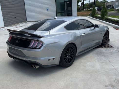 Used 2022 Ford Mustang GT Premium RWD image 7