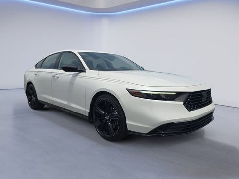 Used 2023 Honda Accord Sport image 7