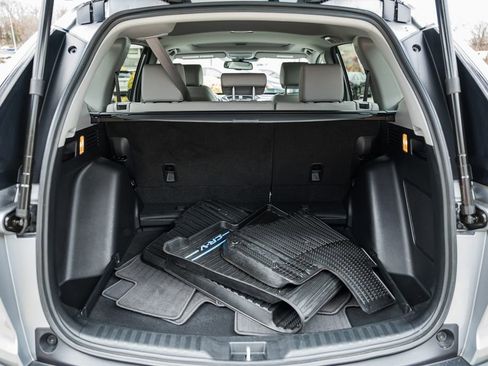 Certified 2022 Honda CR-V Touring image 11