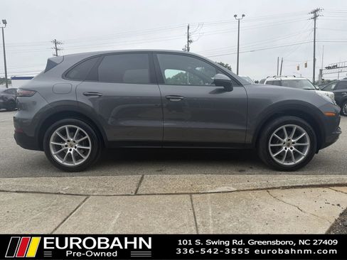 Used 2019 Porsche Cayenne AWD/4WD image 22