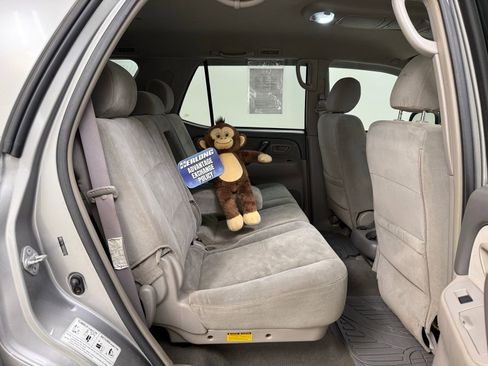 Used 2005 Toyota Sequoia SR5 RWD image 25