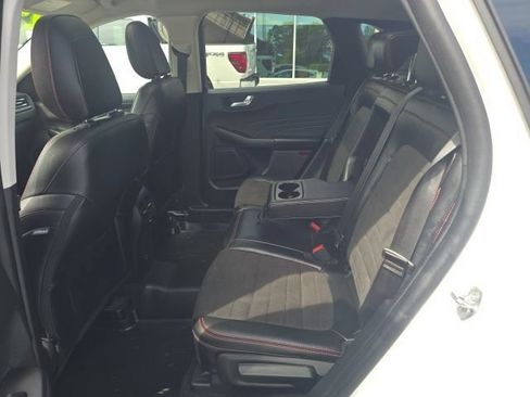 Certified 2022 Ford Escape SEL w/ SEL Stealth AWD Package image 12