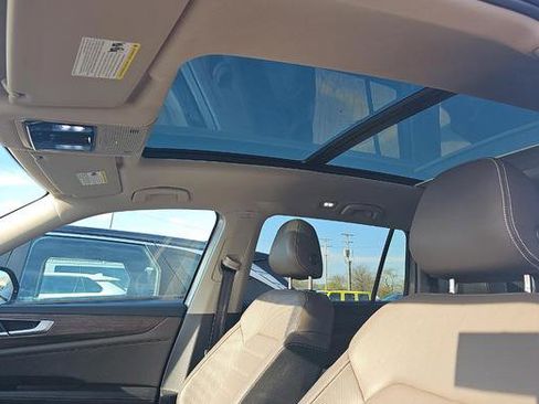 Used 2025 Volkswagen Atlas SEL image 7