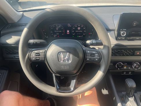Used 2025 Honda Accord LX image 16
