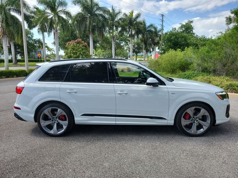 New 2026 Audi Q7 3.0T Prestige image 3