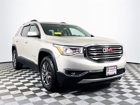 Used 2017 GMC Acadia SLT image 10