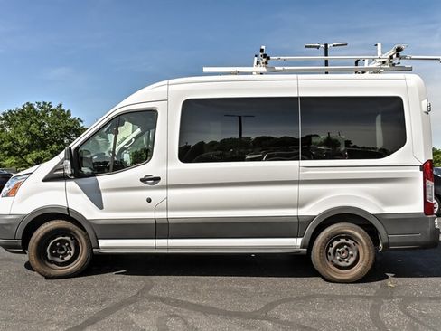 Used 2016 Ford Transit 150 XLT RWD image 7